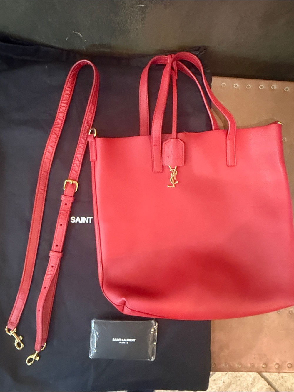 Saint Laurent Toy Leather Shopper Tote with Detachable Strap - Picture 8 of 15